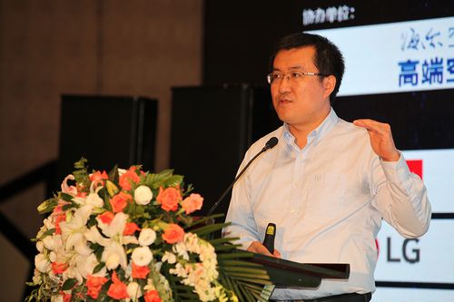 环保部项目三处副处长钟志锋