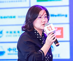 产业在线董事长<br>杨洁